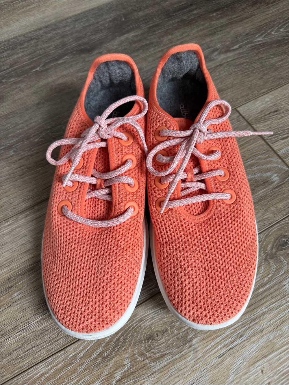 Allbirds Coral Tree Runners Sz 8